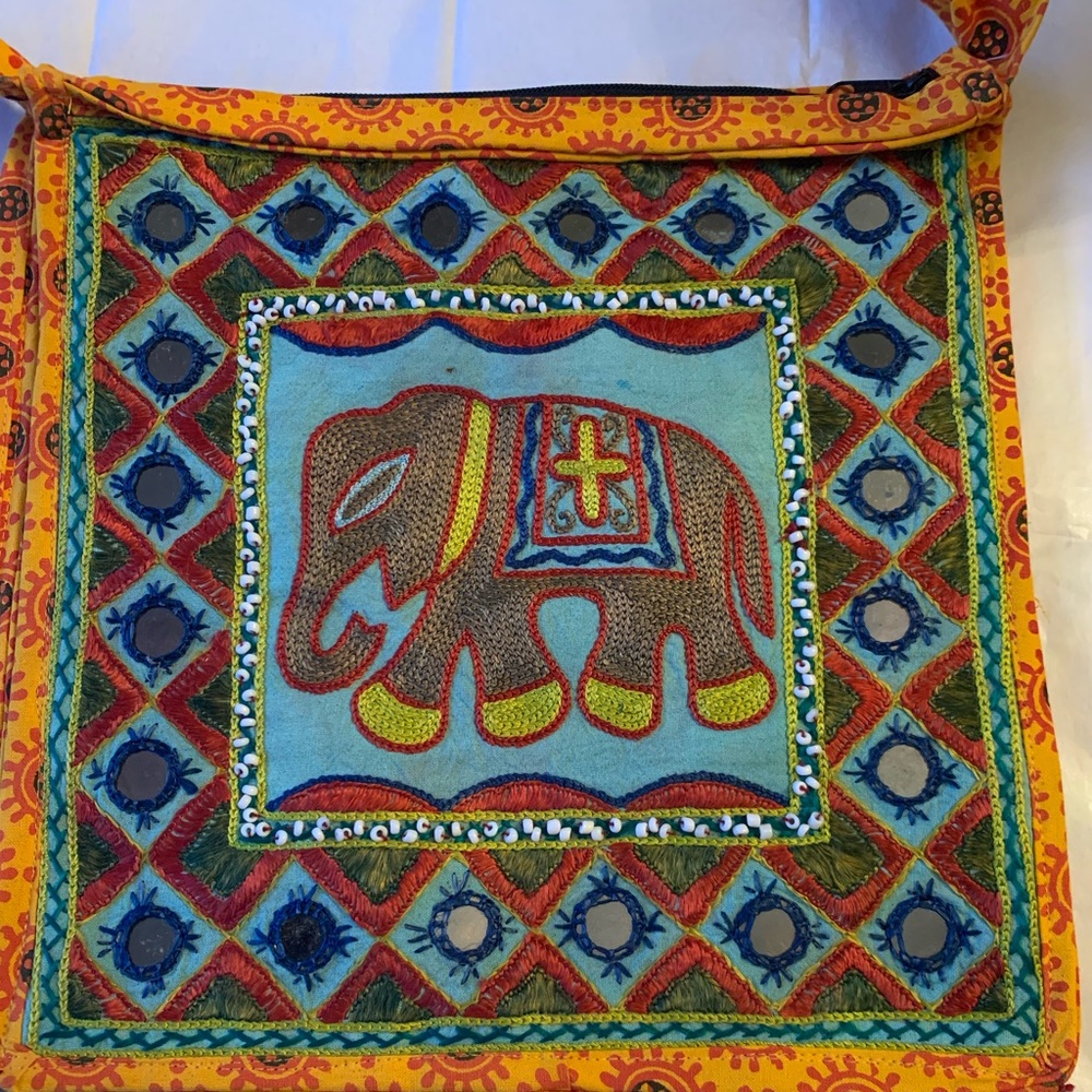 Women’s cross body bag